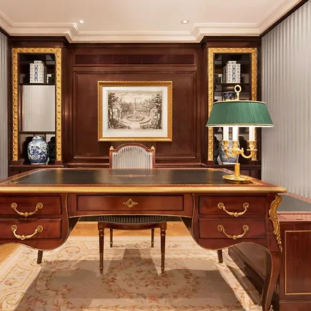 Shangri-la 5* Paříž