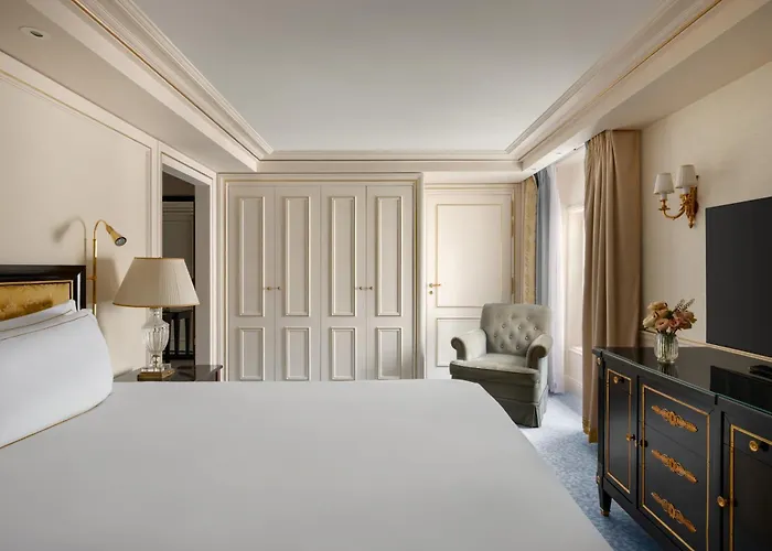 Shangri-la Hotel