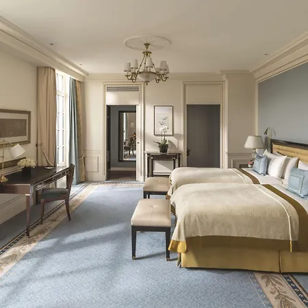 Shangri-la Paris