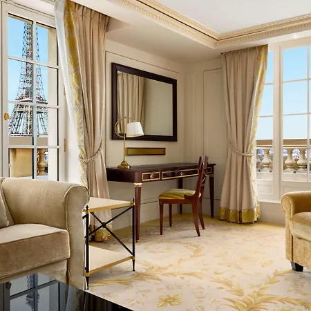 Hotel Shangri-la 5*