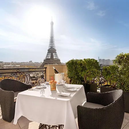 Hotel Shangri-la 5*