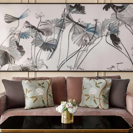 Shangri-la Hotel Paris