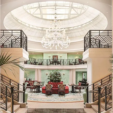 Hotel Shangri-la Paris