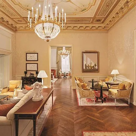 Shangri-la Hotel Paris