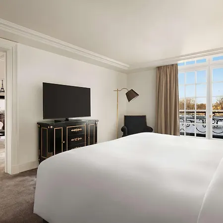 Hotel Shangri-la 5*