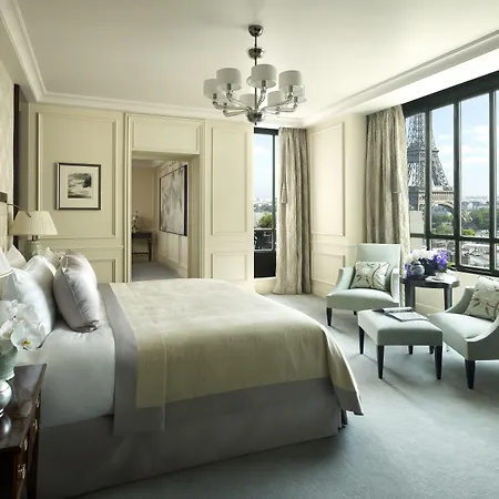 Hotel Shangri-la 5*