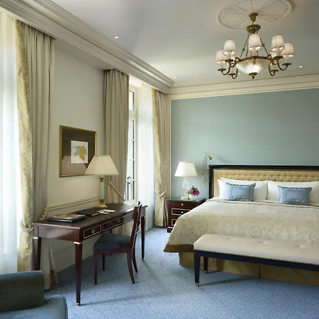 Shangri-la Paris