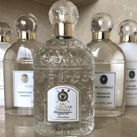 Shangri-la 5* Paris