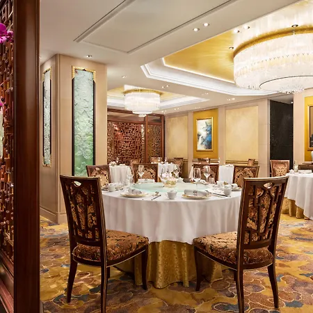 Shangri-la Hotel