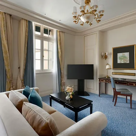 Shangri-la 5* Paris