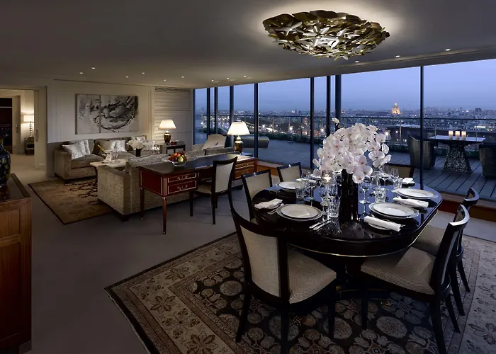 Shangri-la Hotel Paříž