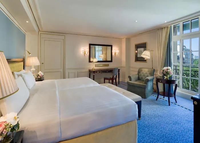 Shangri-la Paris