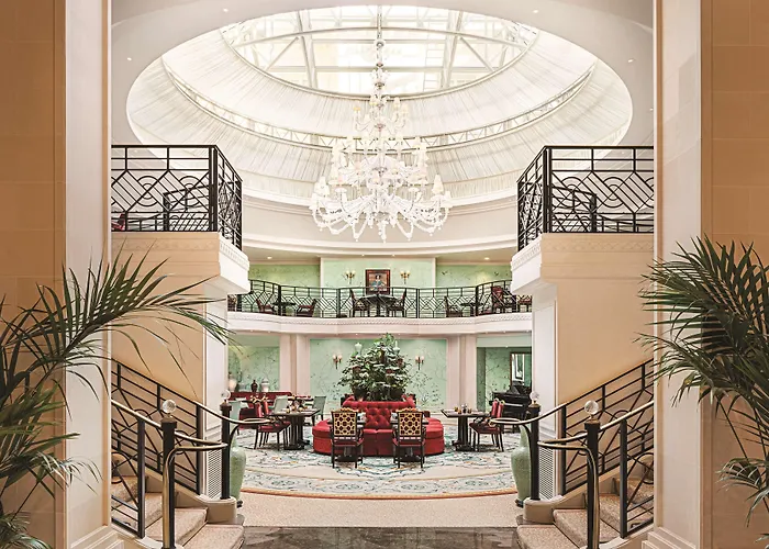 Hotel Shangri-la 5*