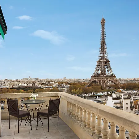 Shangri-la Hotel Paryż